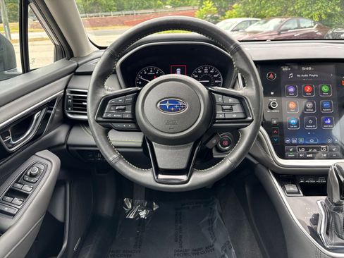 Used 2025 Subaru Outback Onyx Edition AWD/4WD image 36