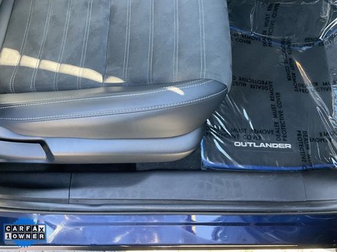 Used 2023 Mitsubishi Outlander SE image 68
