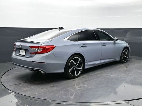 Used 2022 Honda Accord Sport image 5