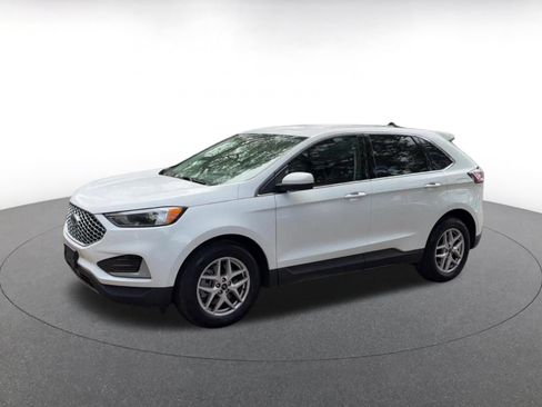 Used 2024 Ford Edge SEL AWD/4WD image 7