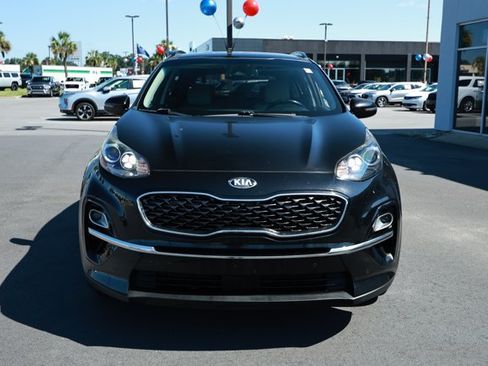 Used 2020 Kia Sportage EX w/ EX Technology Package FWD image 2