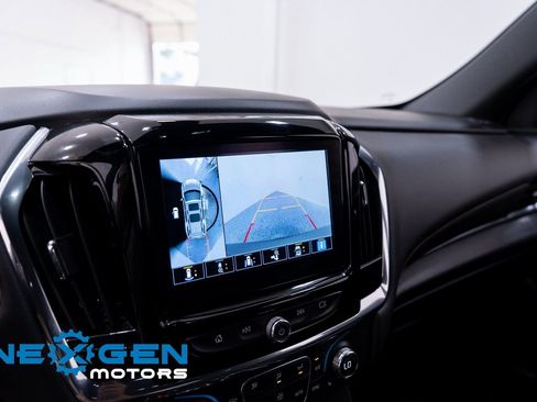 Used 2023 Chevrolet Traverse RS w/ LPO, Floor Liner Package image 39
