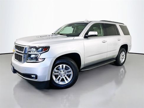 Used 2018 Chevrolet Tahoe LT image 3