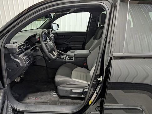 Used 2025 Toyota 4Runner TRD Sport AWD/4WD image 14