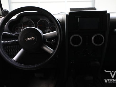 Used 2008 Jeep Wrangler Unlimited Sahara w/ Trailer Tow Group AWD/4WD image 8