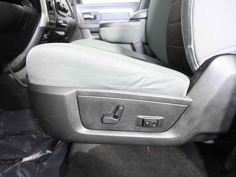 Used 2018 RAM 3500 Big Horn AWD/4WD image 21