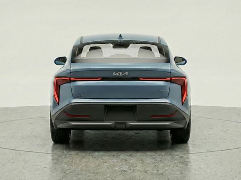 Used 2025 Kia K4 LXS image 7