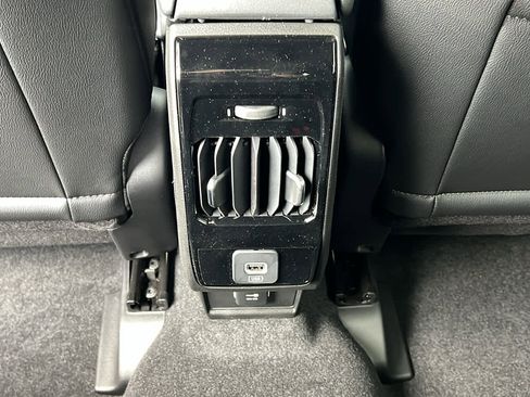 New 2026 Jeep Compass Limited image 25