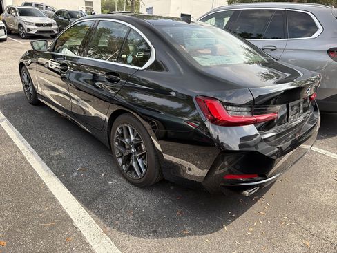 Certified 2025 BMW 330i Sedan RWD image 3