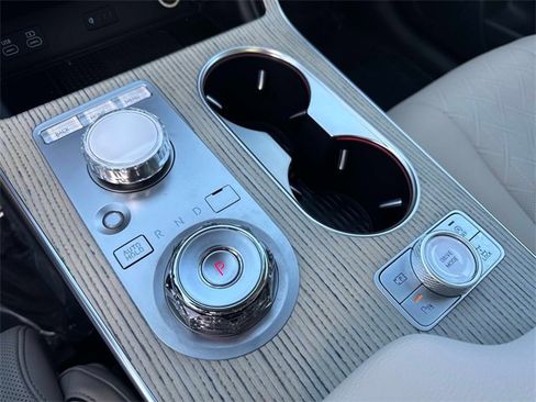 Used 2025 Genesis GV80 3.5T Advanced image 23