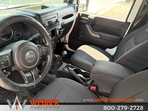 Used 2013 Jeep Wrangler Sport AWD/4WD image 5