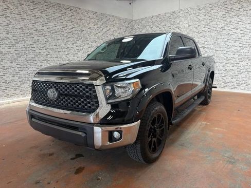 Used 2019 Toyota Tundra SR5 w/ SR5 Upgrade Package AWD/4WD image 3