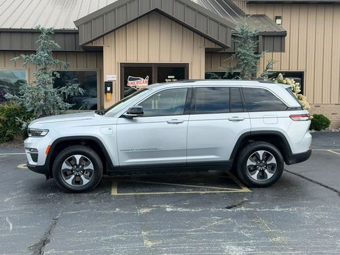 Used 2022 Jeep Grand Cherokee Limited 4xe AWD/4WD image 7