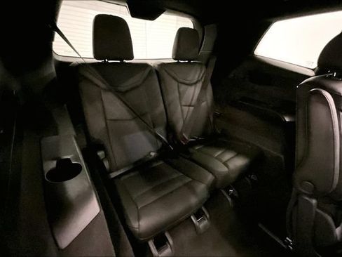 Used 2024 Cadillac XT6 Sport w/ Technology Package AWD/4WD image 33