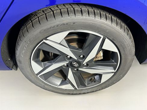 Used 2023 Hyundai Elantra SEL w/ Convenience Package FWD image 30