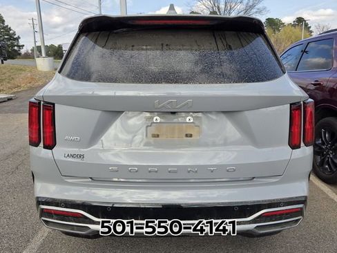 Used 2022 Kia Sorento SX image 4