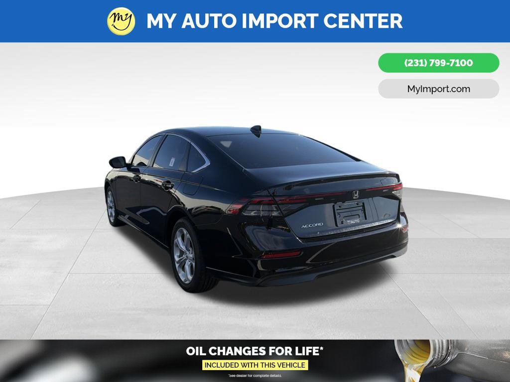 Used 2023 Honda Accord LX image 5