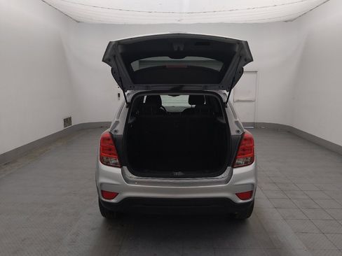 Used 2020 Chevrolet Trax LS w/ Tint and Cruise Package FWD image 29