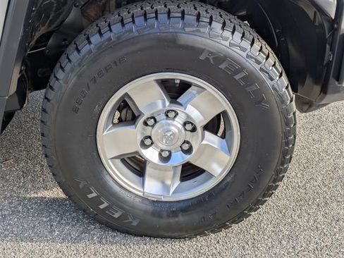 Used 2010 Toyota FJ Cruiser 4WD image 11