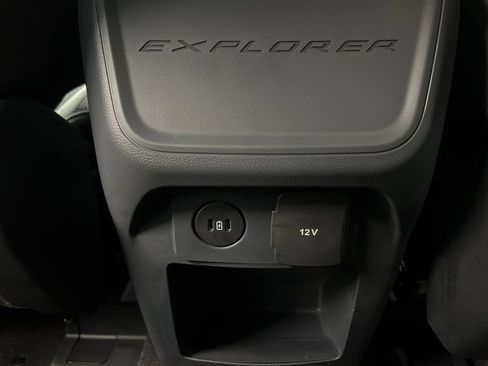 New 2026 Ford Explorer Active image 31