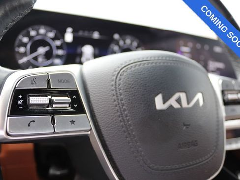 Used 2023 Kia Telluride SX Prestige X-Pro AWD/4WD image 17