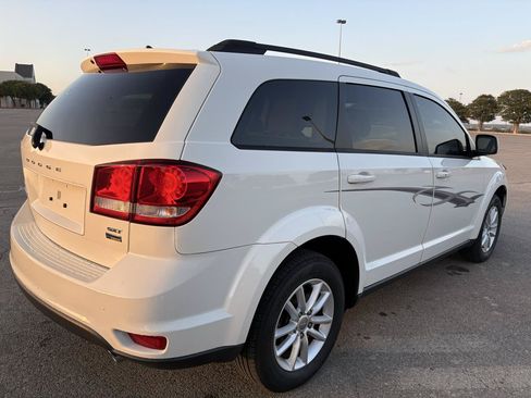 Used 2015 Dodge Journey SXT FWD image 16