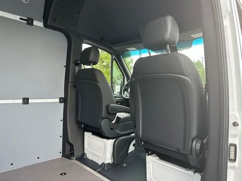 New 2026 Mercedes-Benz Sprinter 2500 image 33