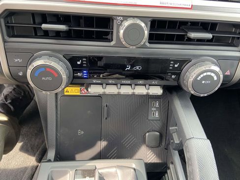 New 2026 Toyota 4Runner TRD Off-Road Premium image 21