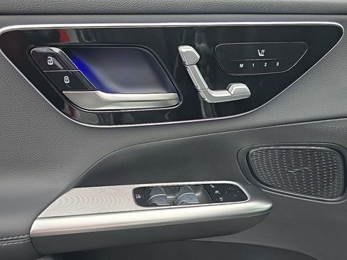 New 2026 Mercedes-Benz GLC 300 4MATIC image 13