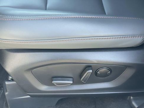 Certified 2025 Ford Explorer Active w/ Active Comfort Package RWD image 21