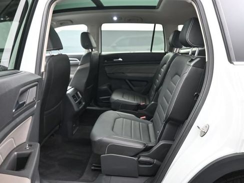 Used 2023 Volkswagen Atlas SEL Premium AWD/4WD image 21