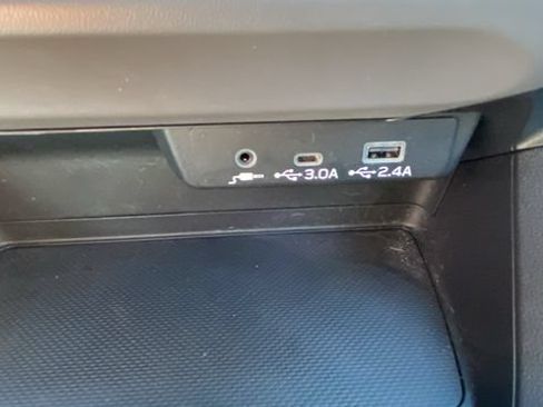 Certified 2025 Subaru Crosstrek 2.5i Premium AWD/4WD image 31