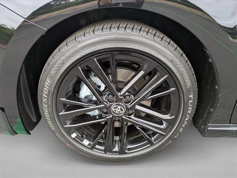 New 2025 Toyota Camry SE image 10