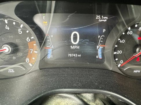Used 2022 Jeep Compass Limited AWD/4WD image 11