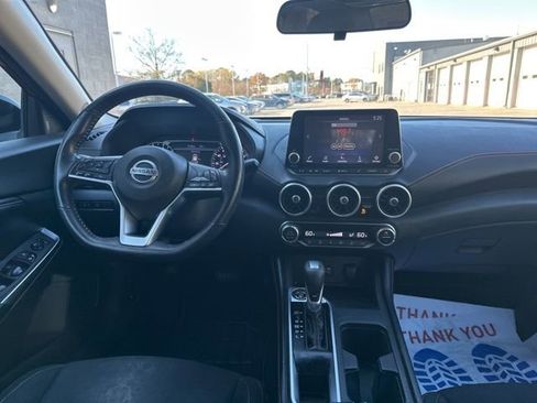 Used 2021 Nissan Sentra SR image 9