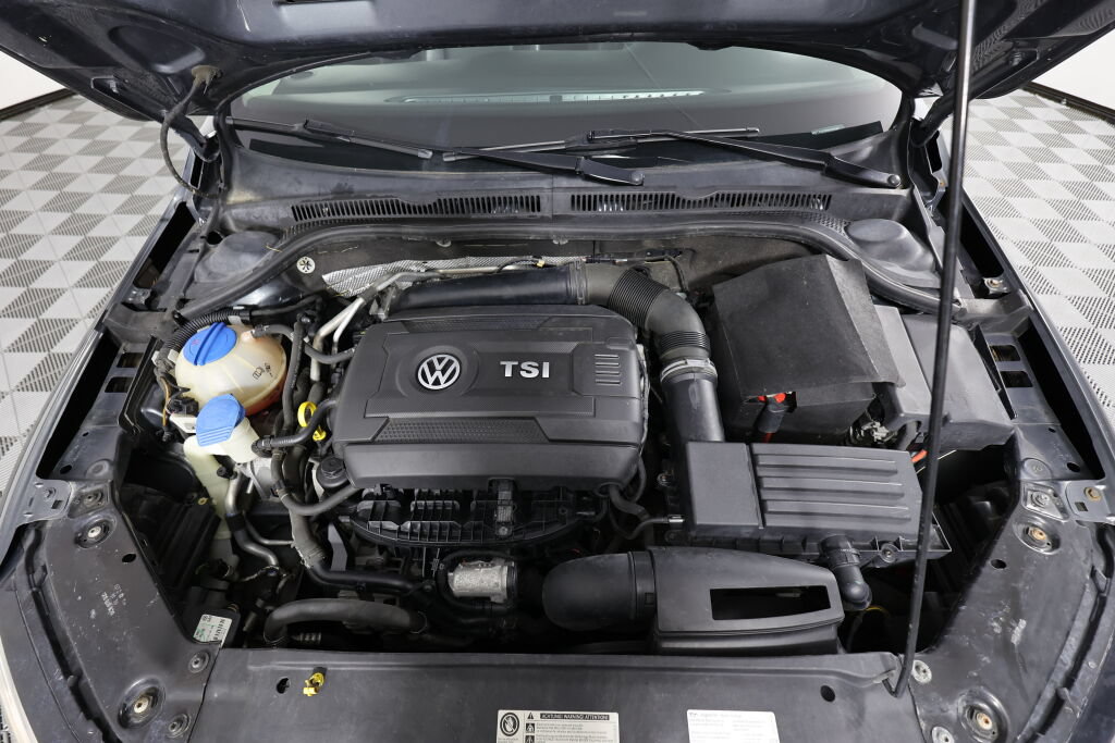 Used 2014 Volkswagen Jetta SE FWD image 36