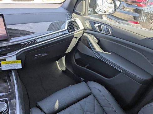 New 2026 BMW X5 M60i w/ Climate Comfort Package image 18