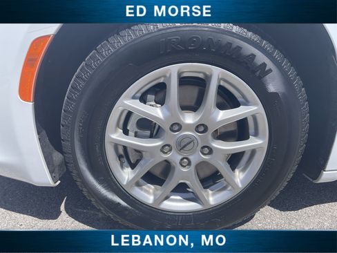 Used 2024 Chrysler Voyager LX FWD image 31