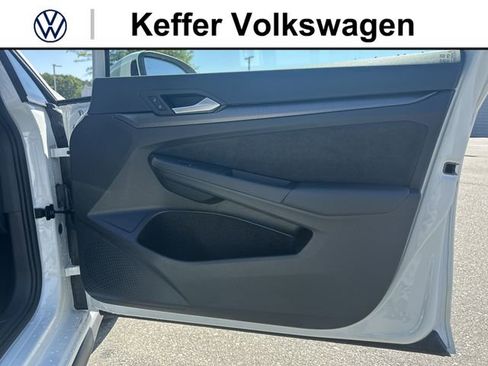 New 2026 Volkswagen GTI SE FWD image 31