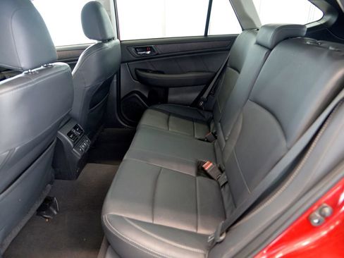 Used 2019 Subaru Outback 2.5i Limited w/ Popular Package #2 AWD/4WD image 29