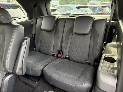 New 2026 Mercedes-Benz GLS 63 AMG 4MATIC image 16