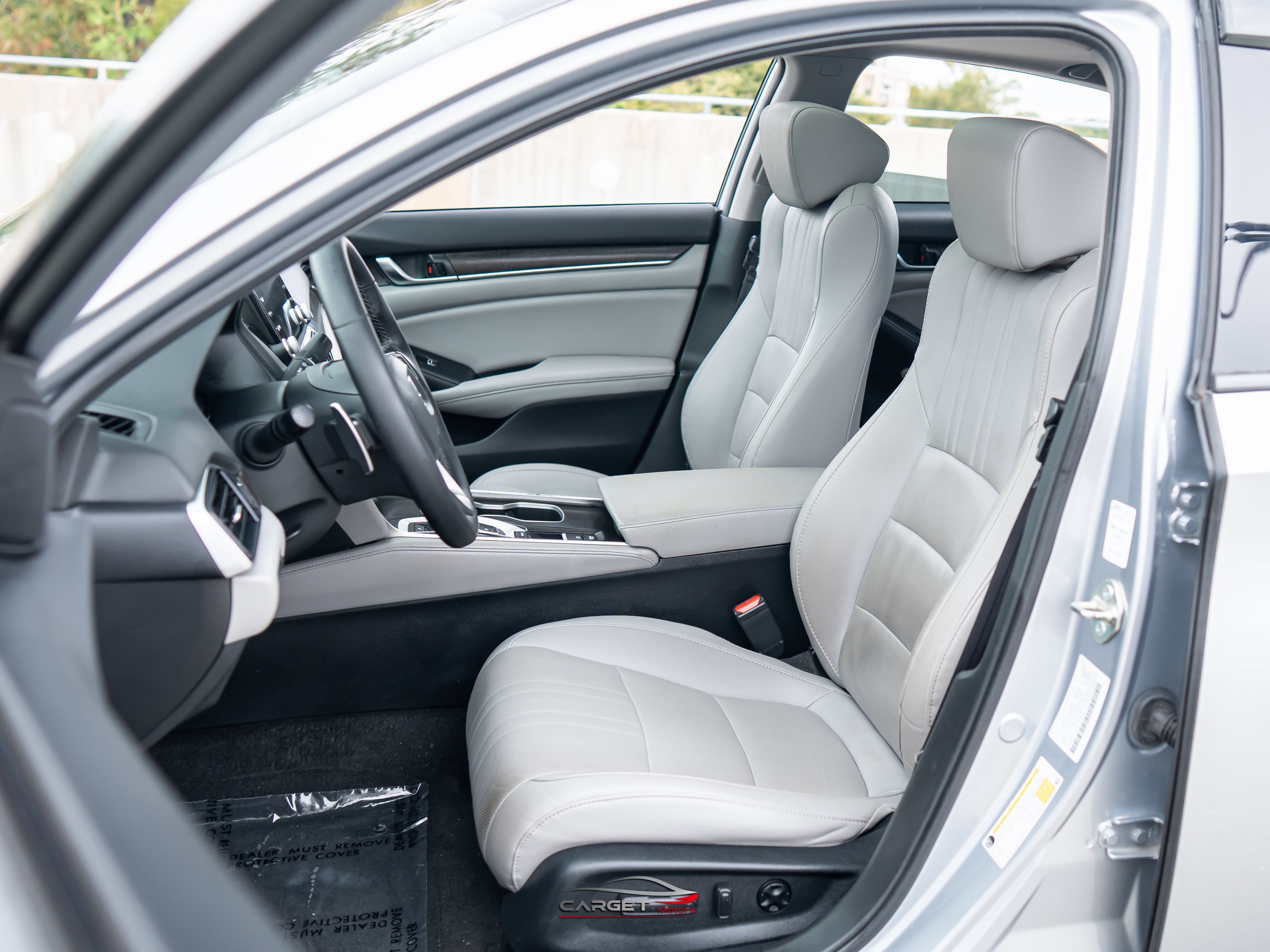 Used 2020 Honda Accord Touring image 15