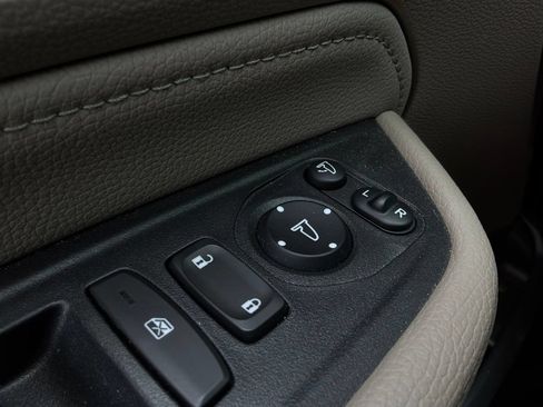 Used 2023 Honda Odyssey Elite image 32