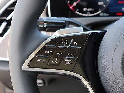 New 2026 Mercedes-Benz E 350 4MATIC Sedan image 33