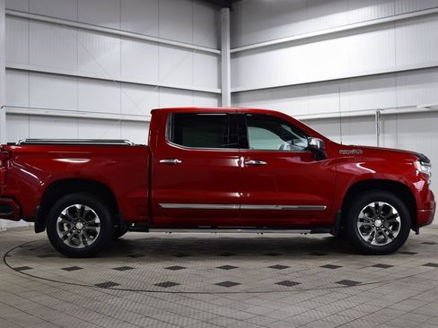 Used 2022 Chevrolet Silverado 1500 High Country image 8