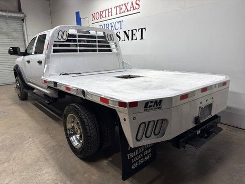 Used 2020 RAM 5500 Tradesman w/ Chrome Appearance Group image 8