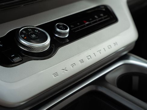 New 2027 Ford Expedition Active RWD image 28