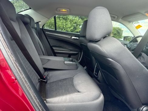 Used 2019 Chrysler 300 Touring w/ Sport Appearance Package AWD/4WD image 22