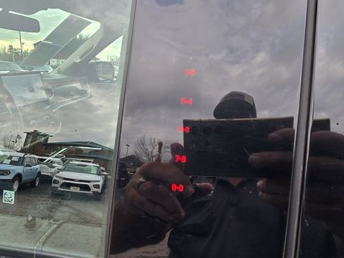 Used 2022 Ford Expedition XLT image 25