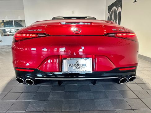 Used 2024 Mercedes-Benz SL 43 AMG image 5